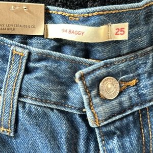 Levi’s 94 baggy